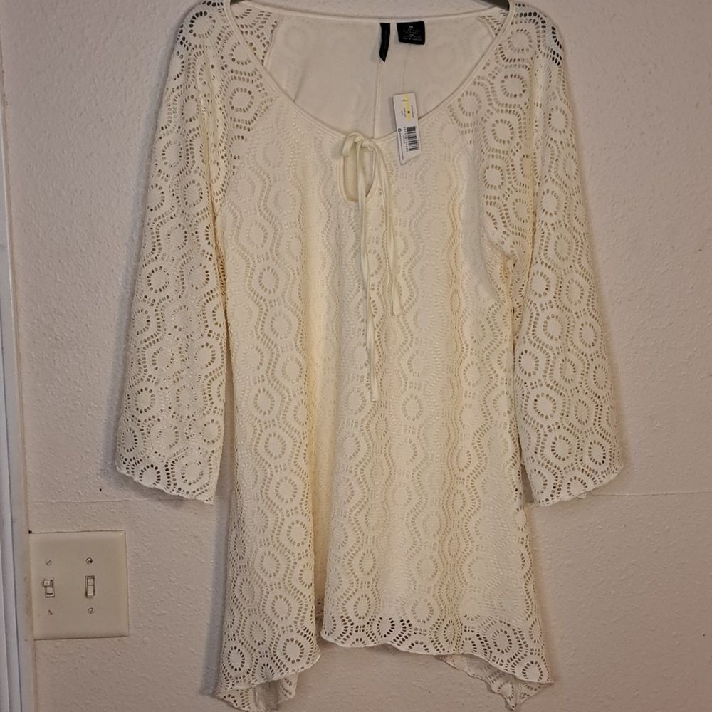 New Directions Ivory Crochet Blouse